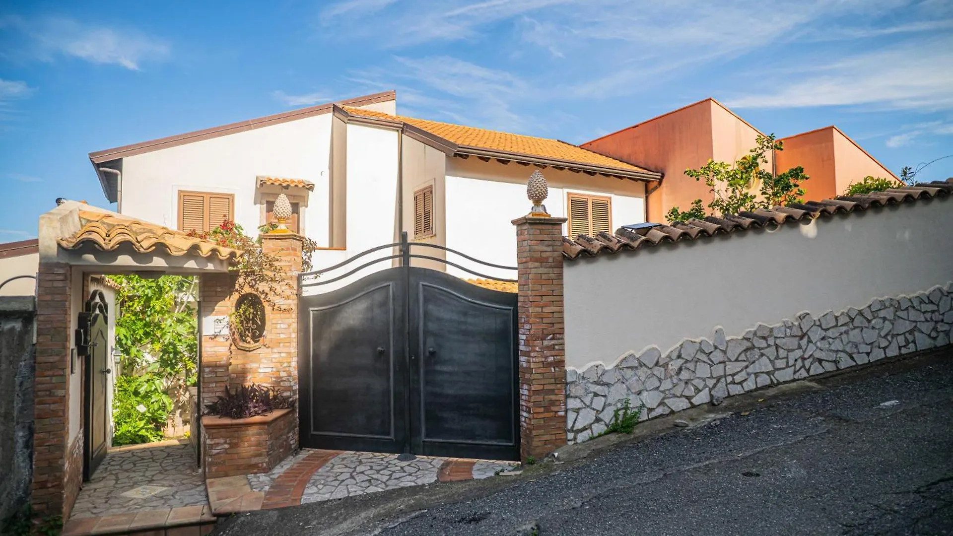 Taormina Sea View Apartment