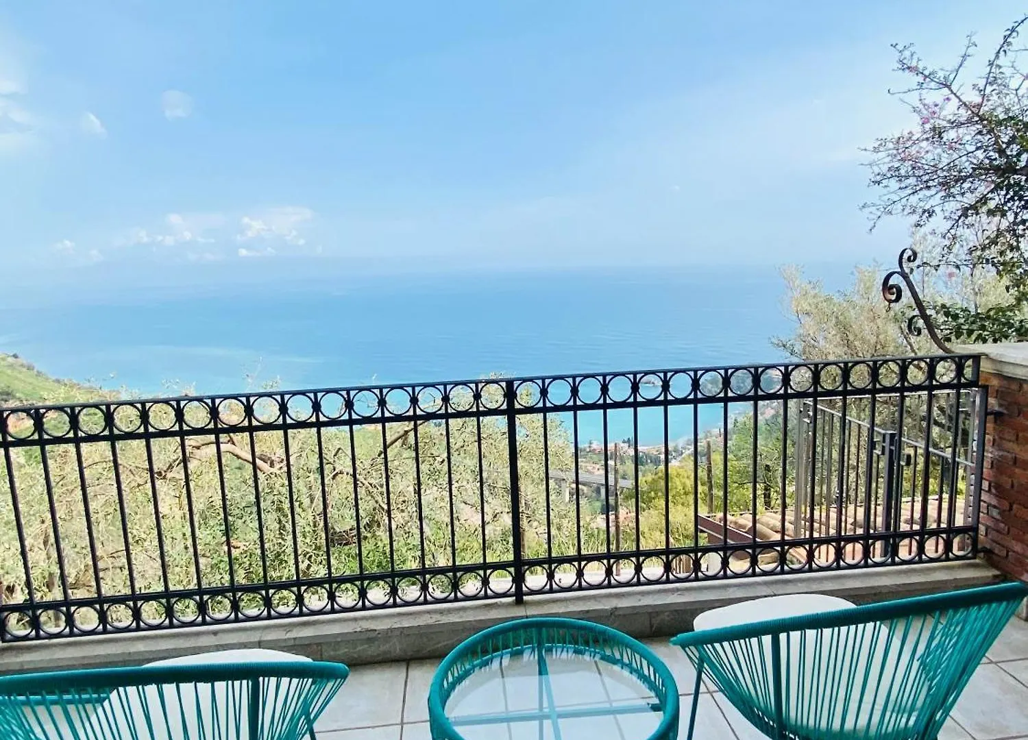 Taormina Sea View Apartment