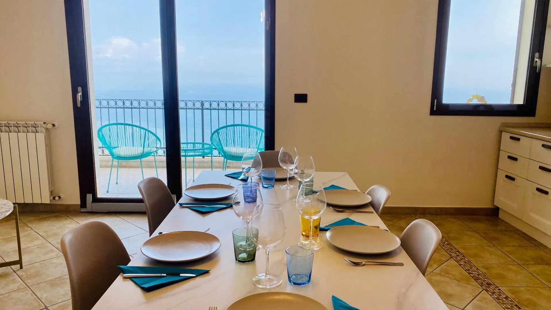Taormina Sea View Apartment 0*,