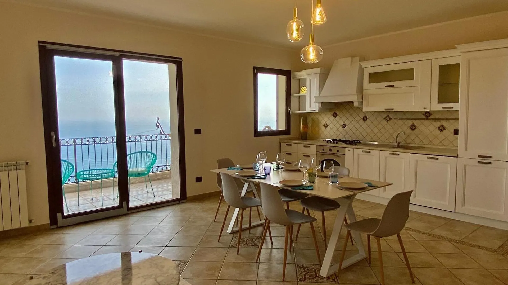 Taormina Sea View Apartment 0*,