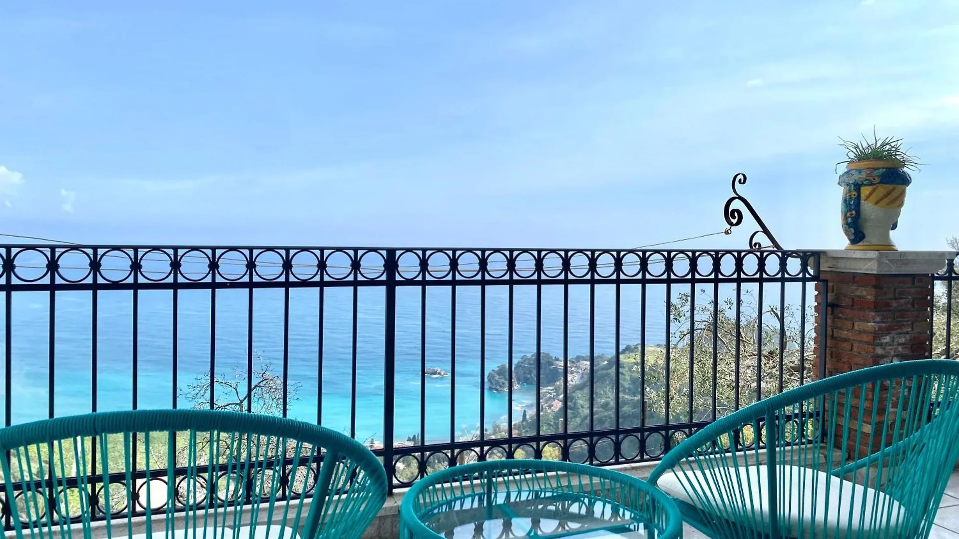Taormina Sea View Apartment Italia