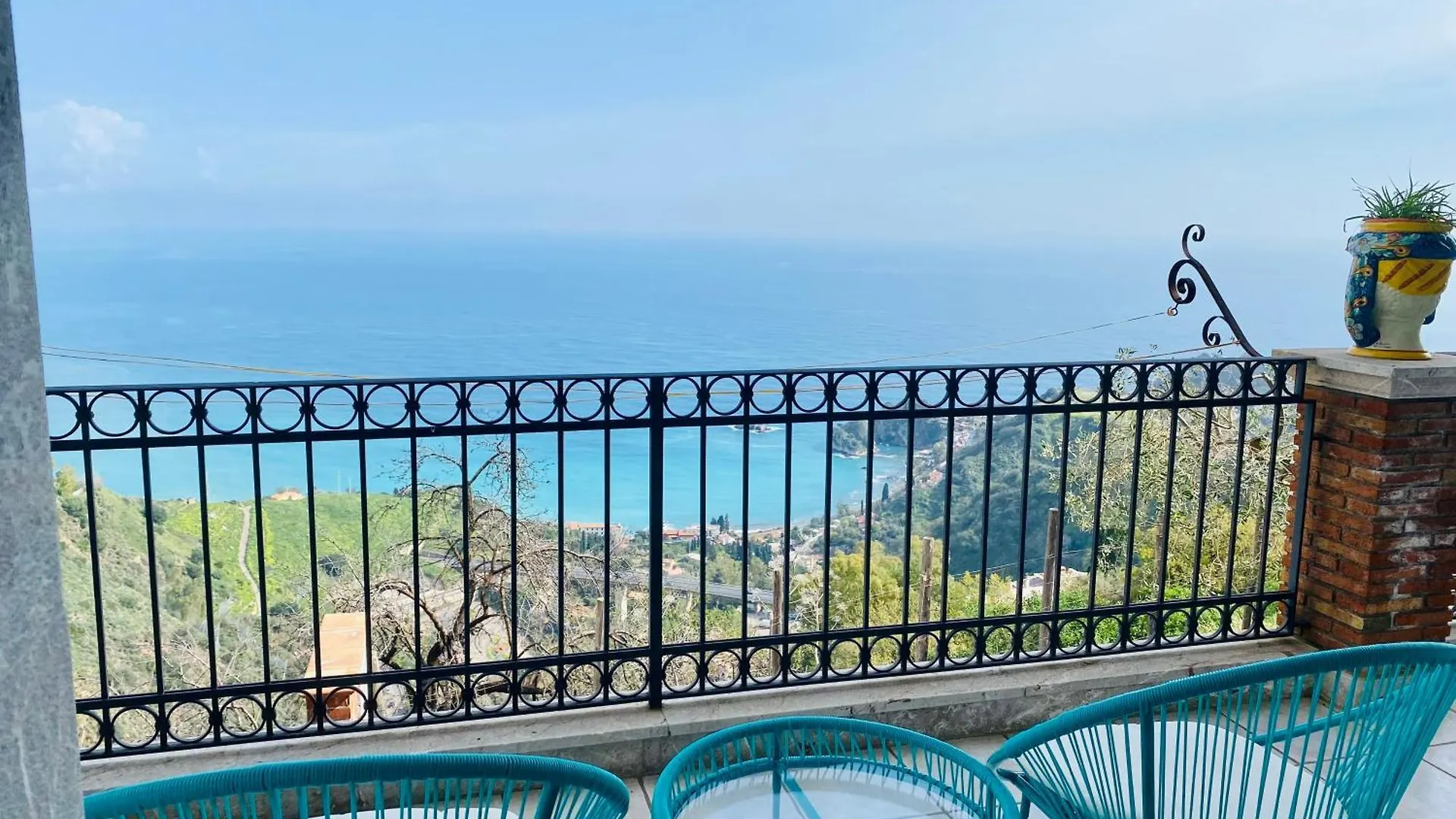 Taormina Sea View Apartment 0*,  Itália